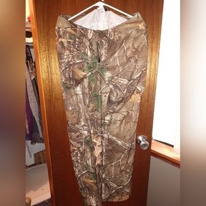 Under Armour camo pants